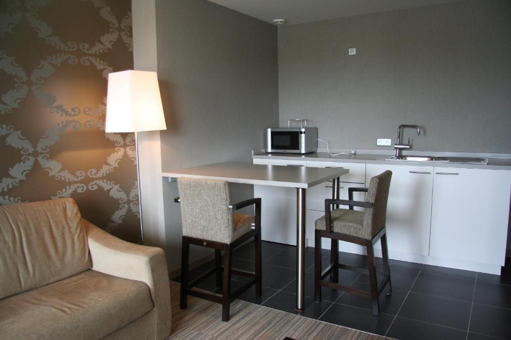 Biznis Hotel Lokeren Rum bild